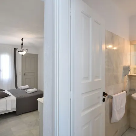 호텔 Parian Lithos 나오우사