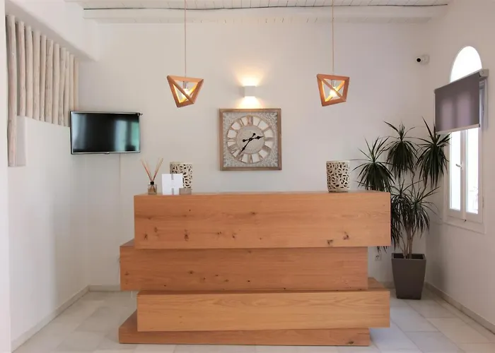 Parian Lithos 3* ناوسا