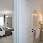 Hotel Parian Lithos Naousa (Paros)