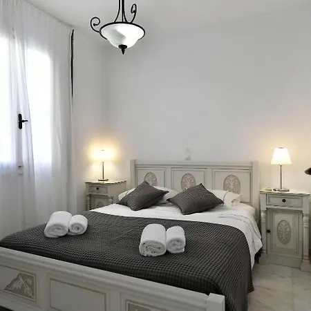 Otel Parian Lithos