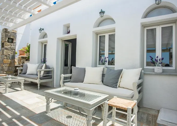 Parian Lithos Hotel Naousa (Paros)