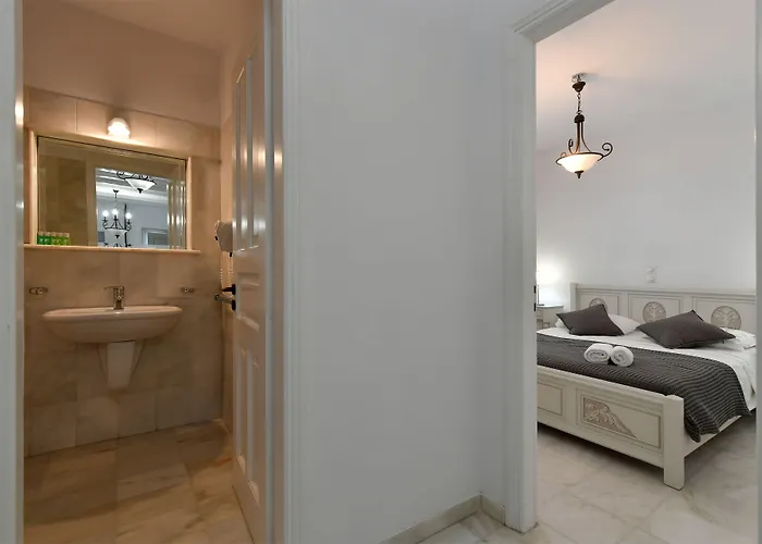 Hotel Parian Lithos Naousa (Paros)